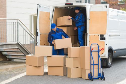 Transportes, mudanzas y traslados en Lleida, servicio 24 horas y servicio de urgencia, gestion integral de mudanzas y transportes, montadores, instaladores.